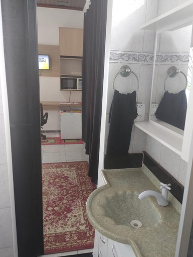 Bathroom 5, Bacco House, Maués