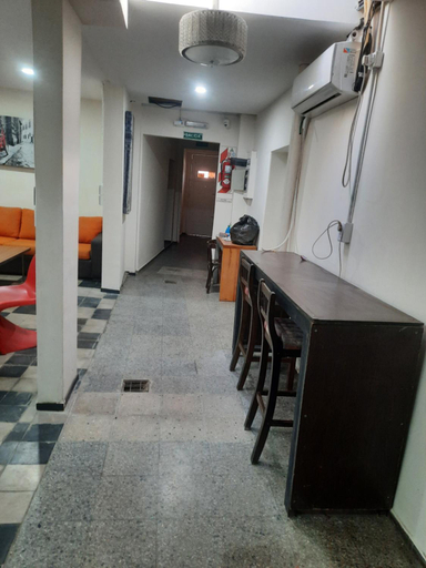 Others 5, lopez480 habitaciones, Capital