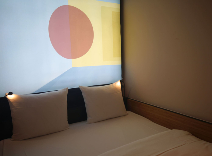 Bedroom 4, Poppies, Amsterdam