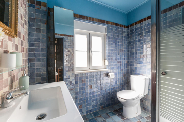 Bathroom 3, Charming Guest House in a 19th Century Building, Lisbon