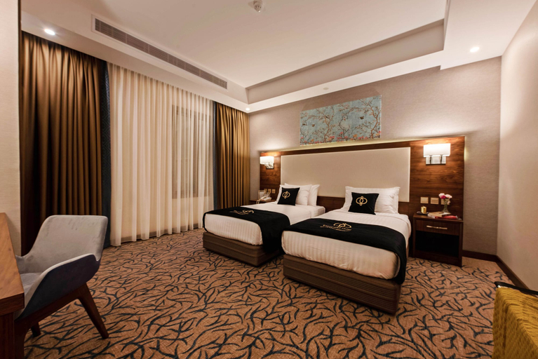 Bedroom 12
