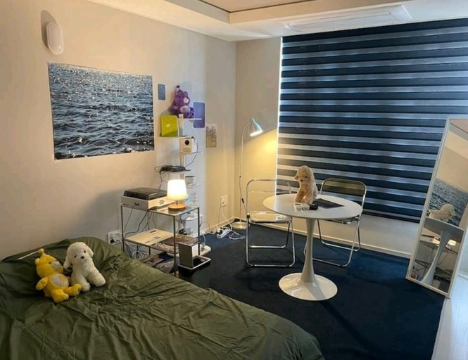 Bedroom 15