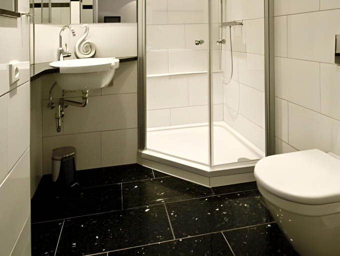Bathroom 3