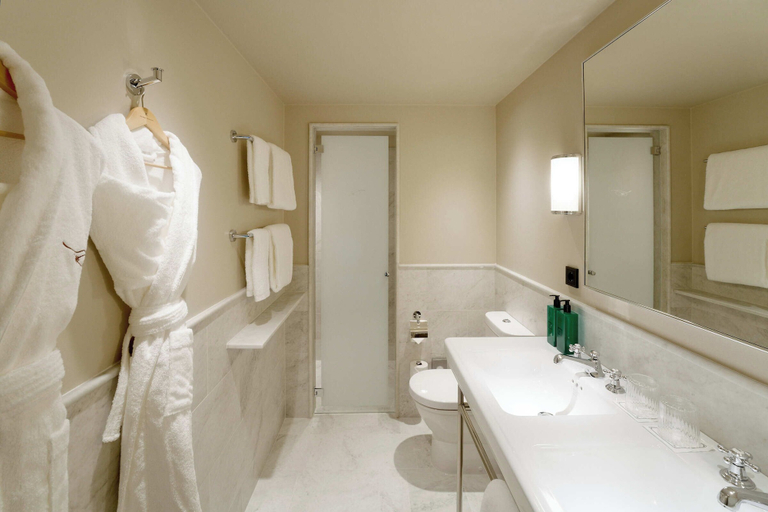 Bathroom 7