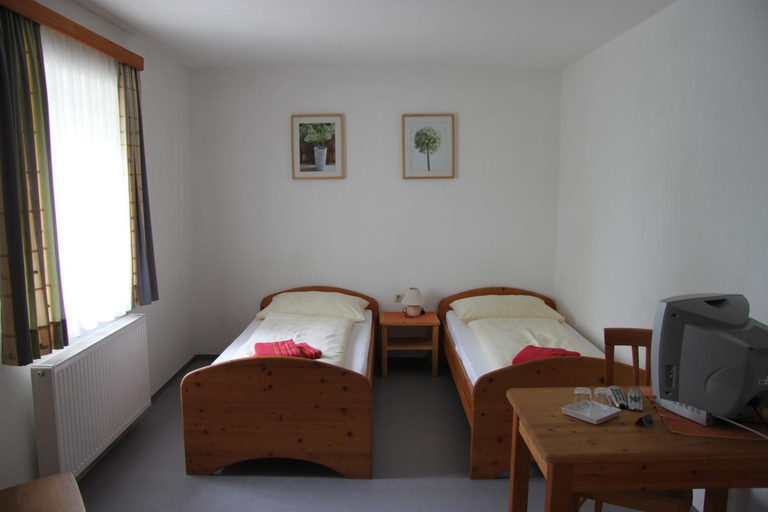 Bedroom 12