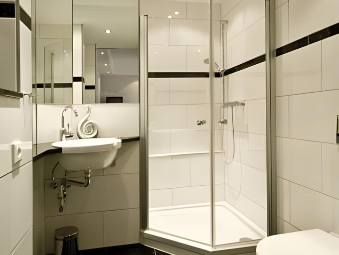 Bathroom 5