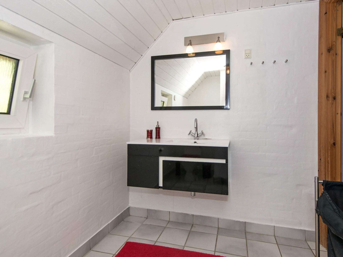 Bathroom 5, 4 Star Holiday Home in Ulfborg, Holstebro