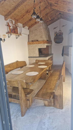 Dining 4, Aparment With Private Pool ,shades of Bluemm, Imotski