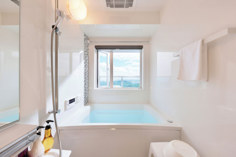 Bathroom 3, CrystalExe Nannkishirahama1, Shirahama