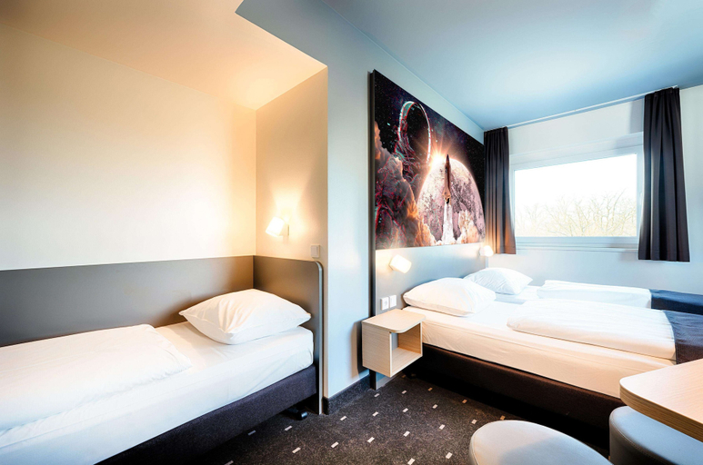 Bedroom 3, B&B Hotel Bremen-Altstadt, Bremen