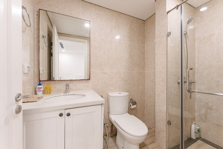 Bathroom 19