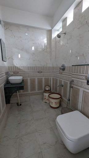 Bathroom 3, Hotel City Meridian, Bangalore
