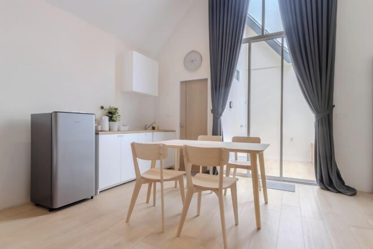 Dining Room 12