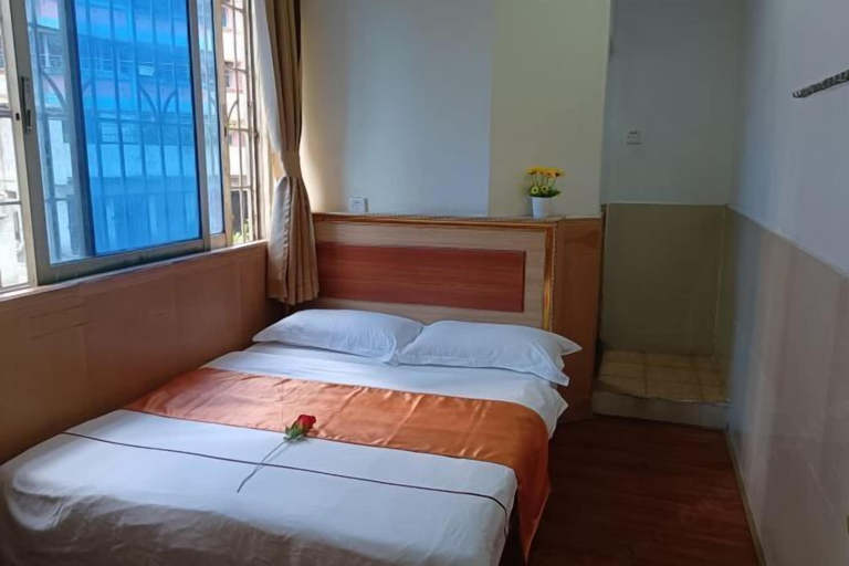 Bedroom 14