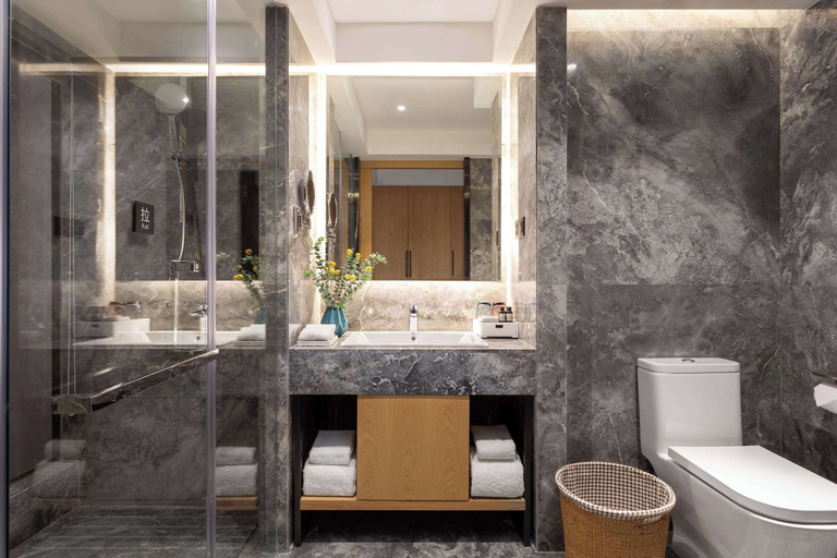 Bathroom 3, Ramada Encore by Wyndham Kunming West, Kunming