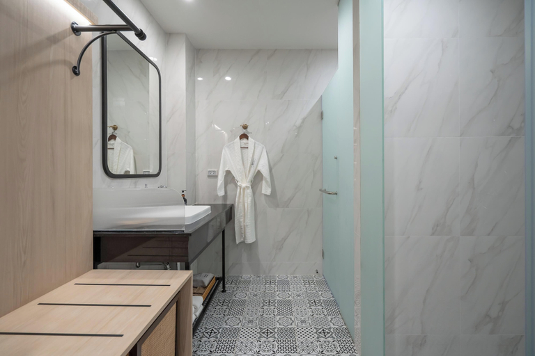 Bathroom 17