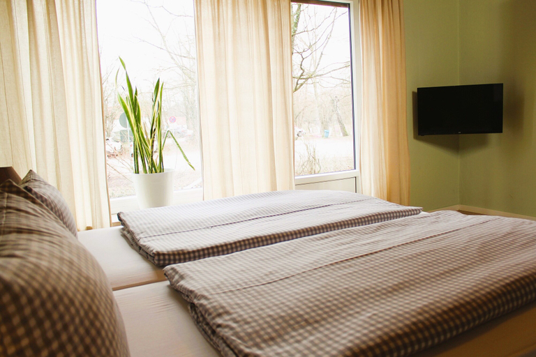 Bedroom 4, ARRIVEL Pension Haus am Bach, Freising