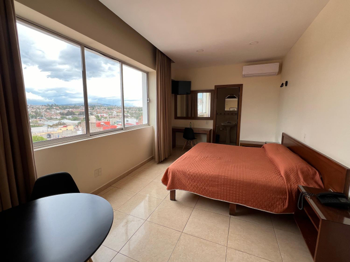Bedroom 2, Hotel Fiesta Altena, Tepatitlán de Morelos