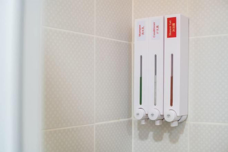 Bathroom 10