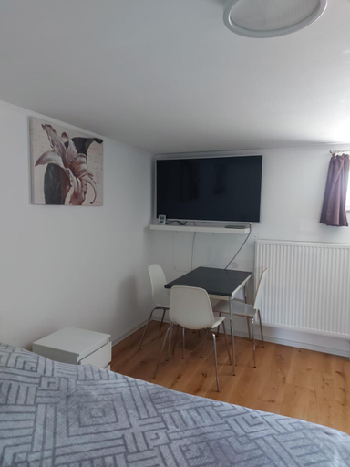 Bedroom 4, Zimmer in direkter Nahe zu Basel, Lörrach