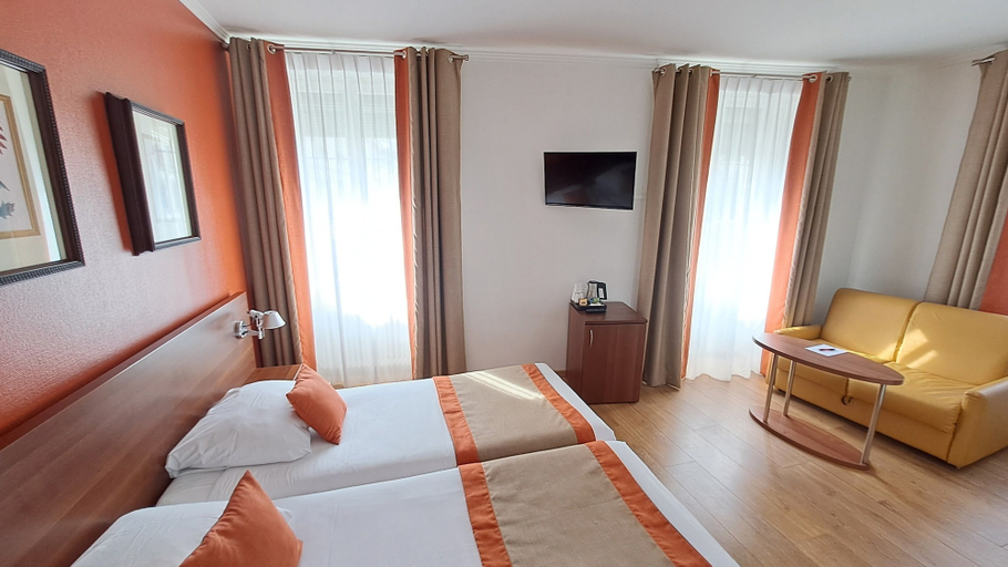 Bedroom 3, International & Terminus, Genève
