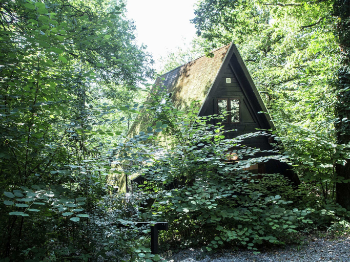 Exterior & Views, Quaint Chalet in Petithan With Roofed Pool, Luxembourg