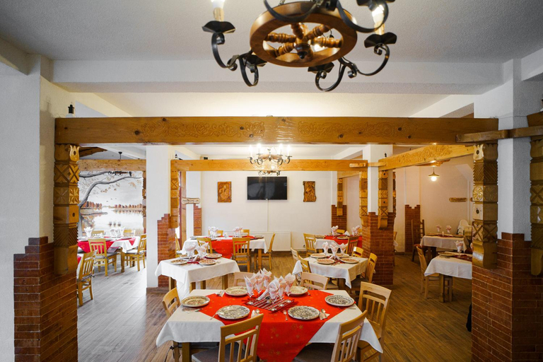 Food & Drinks 5, Pensiunea Koronka, Livezeni