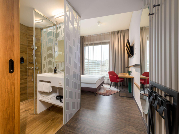 Bedroom 19