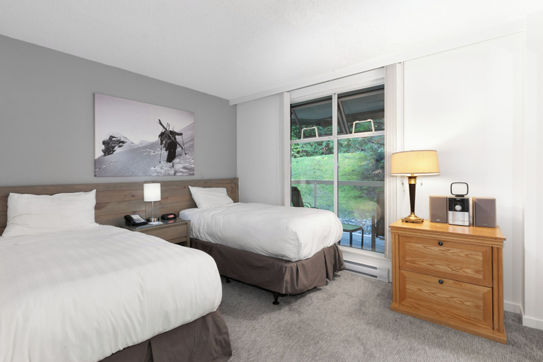 Bedroom 2, The Woodrun by Whiski Jack, Squamish-Lillooet