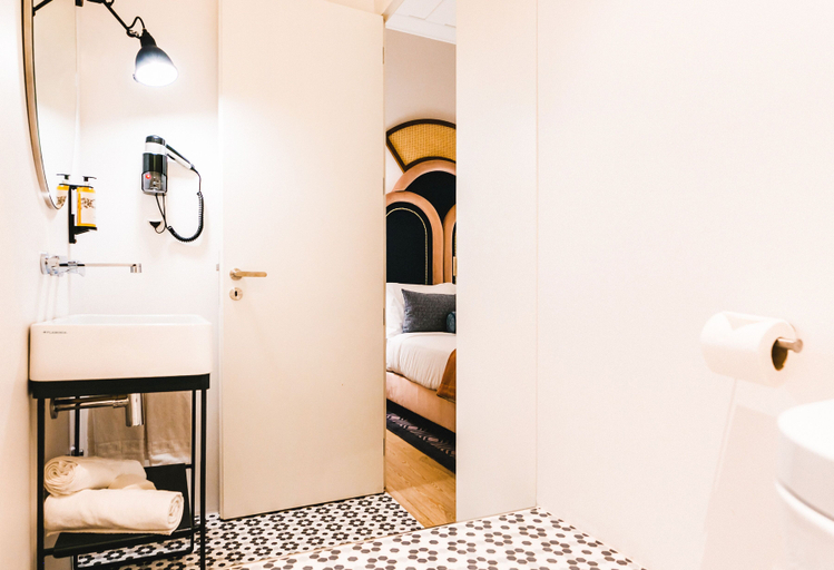 Bathroom 3, The Lift Apartments by RIDAN Hotels, Lisbon