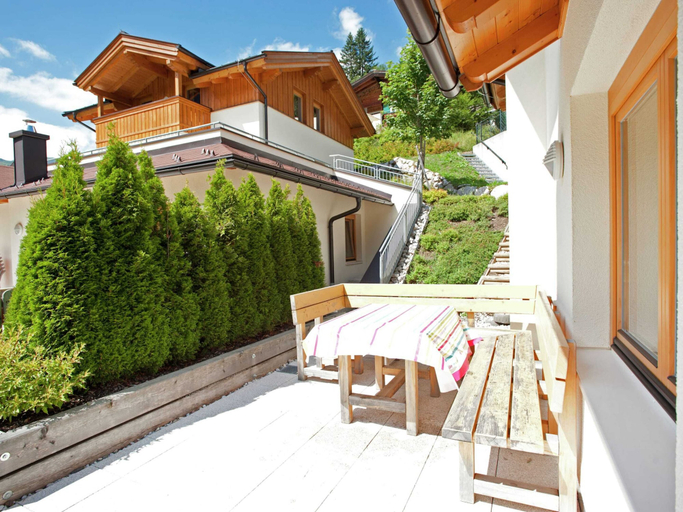 Others 5, Chalet in Saalbach With Parking, Zell am See