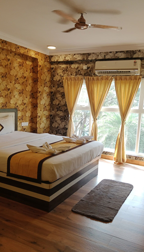 Others 5, Signature Inn, Bangalore
