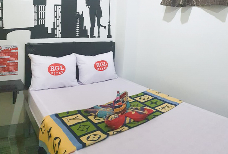 RGL Pinamalayan Condotel - Tap to explore photos