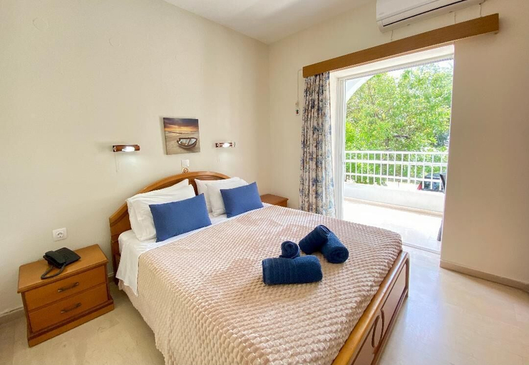 Bedroom 3, Angela Hotel and Apartments, Ionian Islands