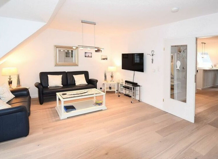Living area 2, Maisonnette met Charme, Ostholstein