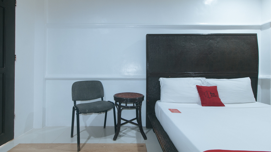 Bedroom 3, RedDoorz @ LFamili Hotel Boracay, Malay