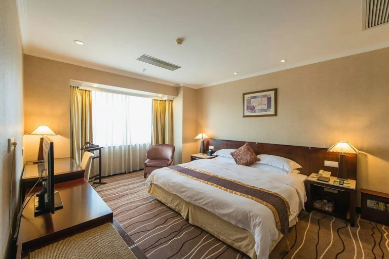 Bedroom 4, Zhongshan International Hotel, Zhongshan