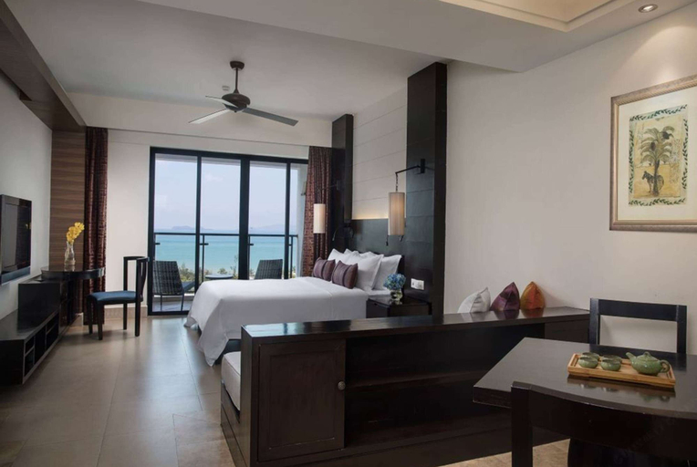 Bedroom 3, Ramada Plaza by Wyndham Sanya Bay, Sanya