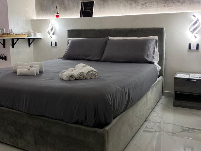 Bedroom 5, Ylisea Luxury B&B, Napoli