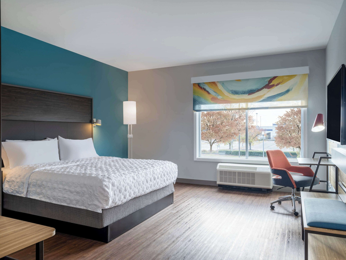 Bedroom 3, TRU by Hilton Chesapeake, VA, Chesapeake