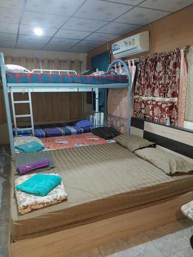 Bedroom 9