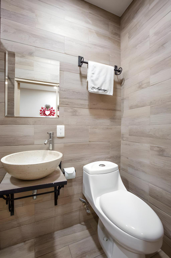 Bathroom 4, Hotel El Andariego, Del Centro