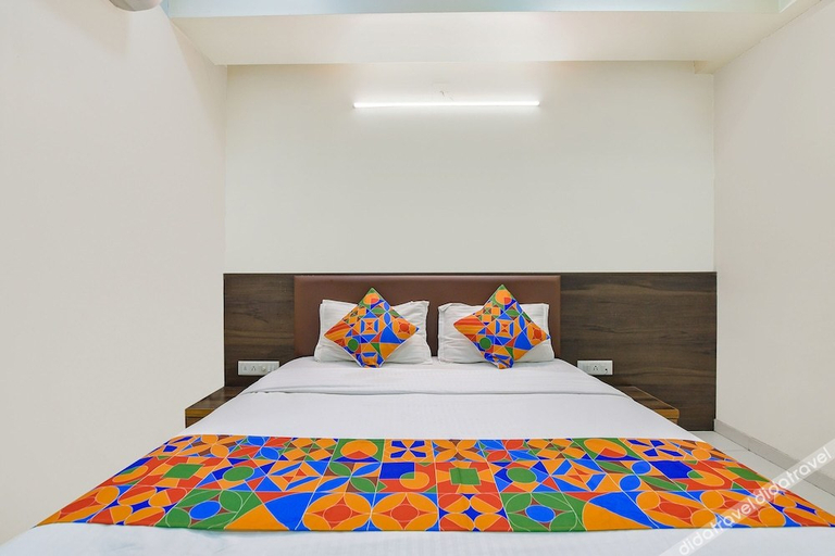 Bedroom 3, Fabhotel Crystal, Ahmadabad