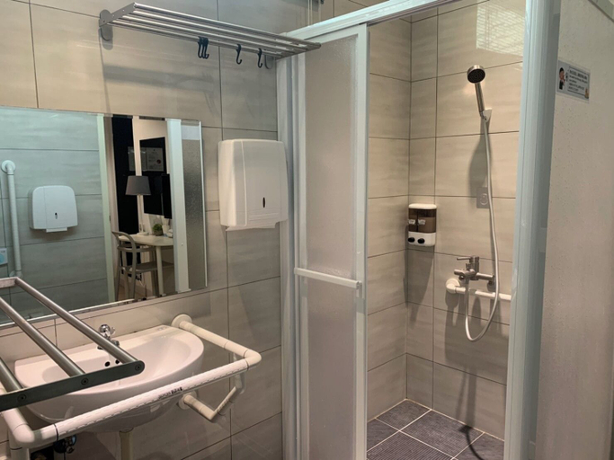 Bathroom 3, Bluewater Hotel Taoyuan, Taoyuan