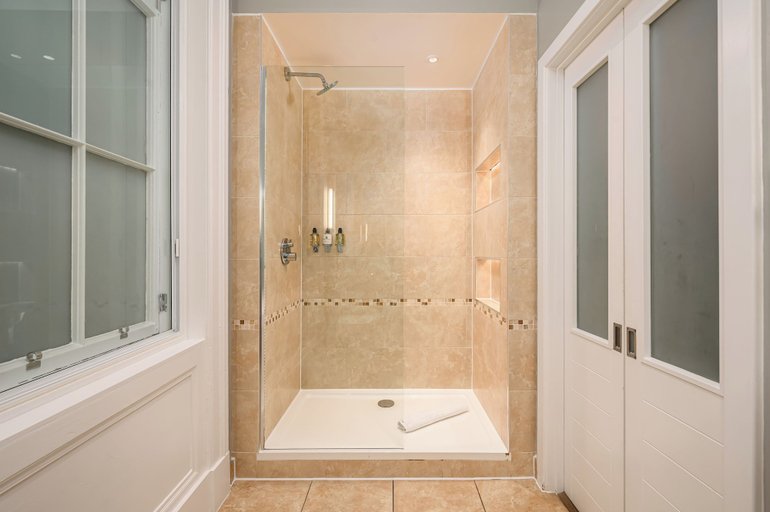 Bathroom 4, Destiny Scotland - St. Andrew Square Apartments, Edinburgh