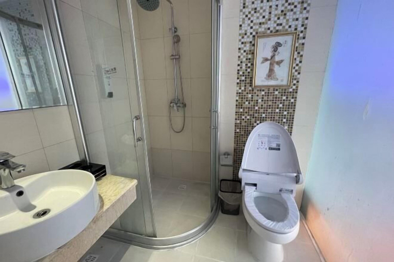 Bathroom 3, Haibin Hotel, Quanzhou
