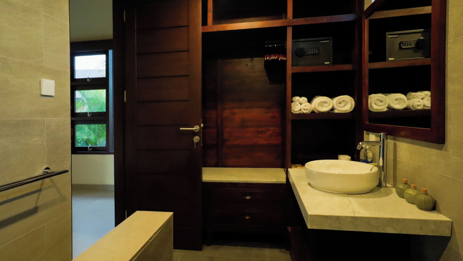 Bathroom 4