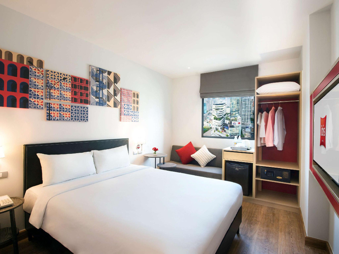 Bedroom 12