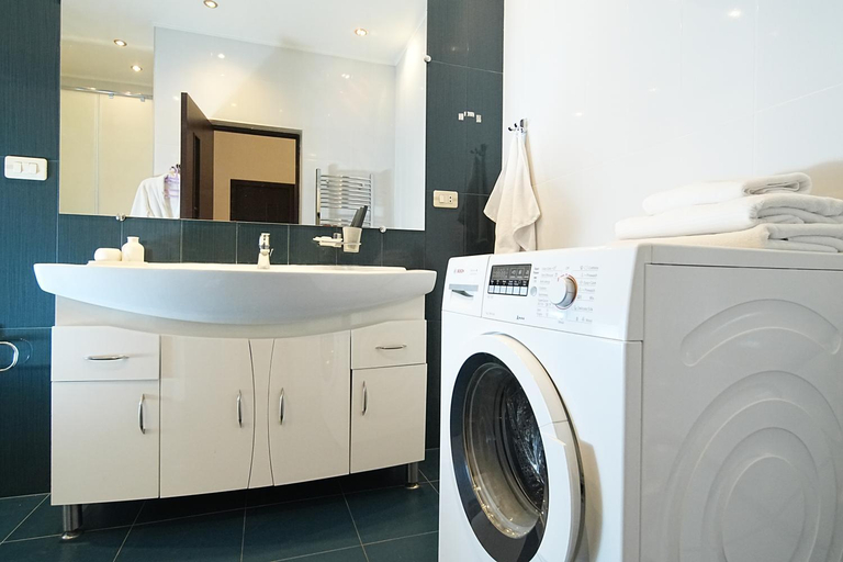 Bathroom 4, Sweet Home apartments, Yerevan