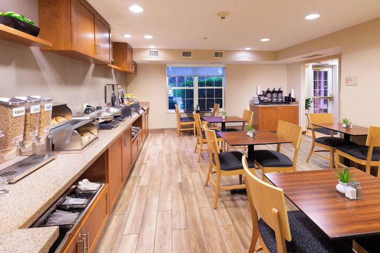Food & Drinks 4, TownePlace Suites Bowie Town Center, Prince George's